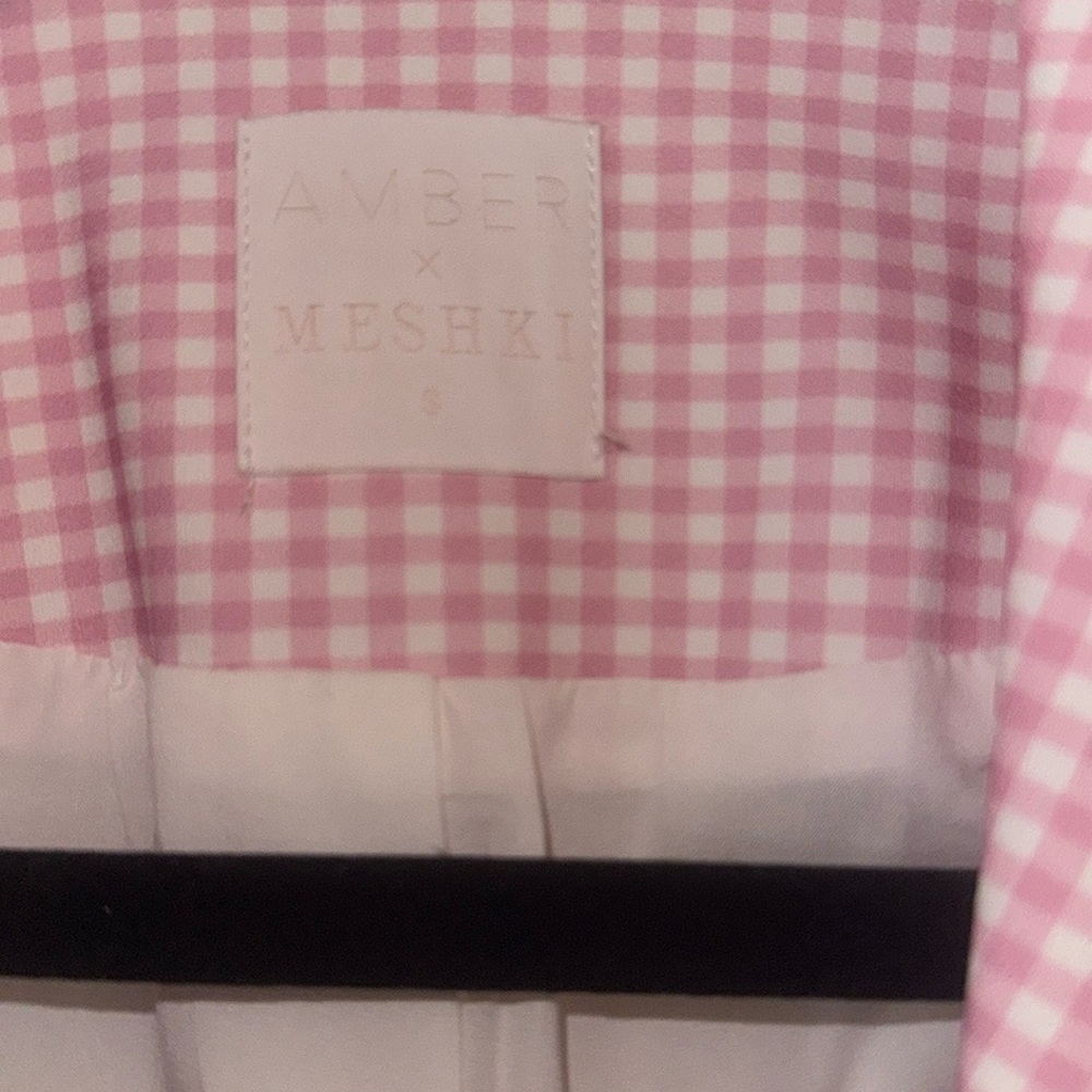 Amber x Meshki gingham white & pink blazer jacket.
Small. NWOT. - Picture 8 of 9